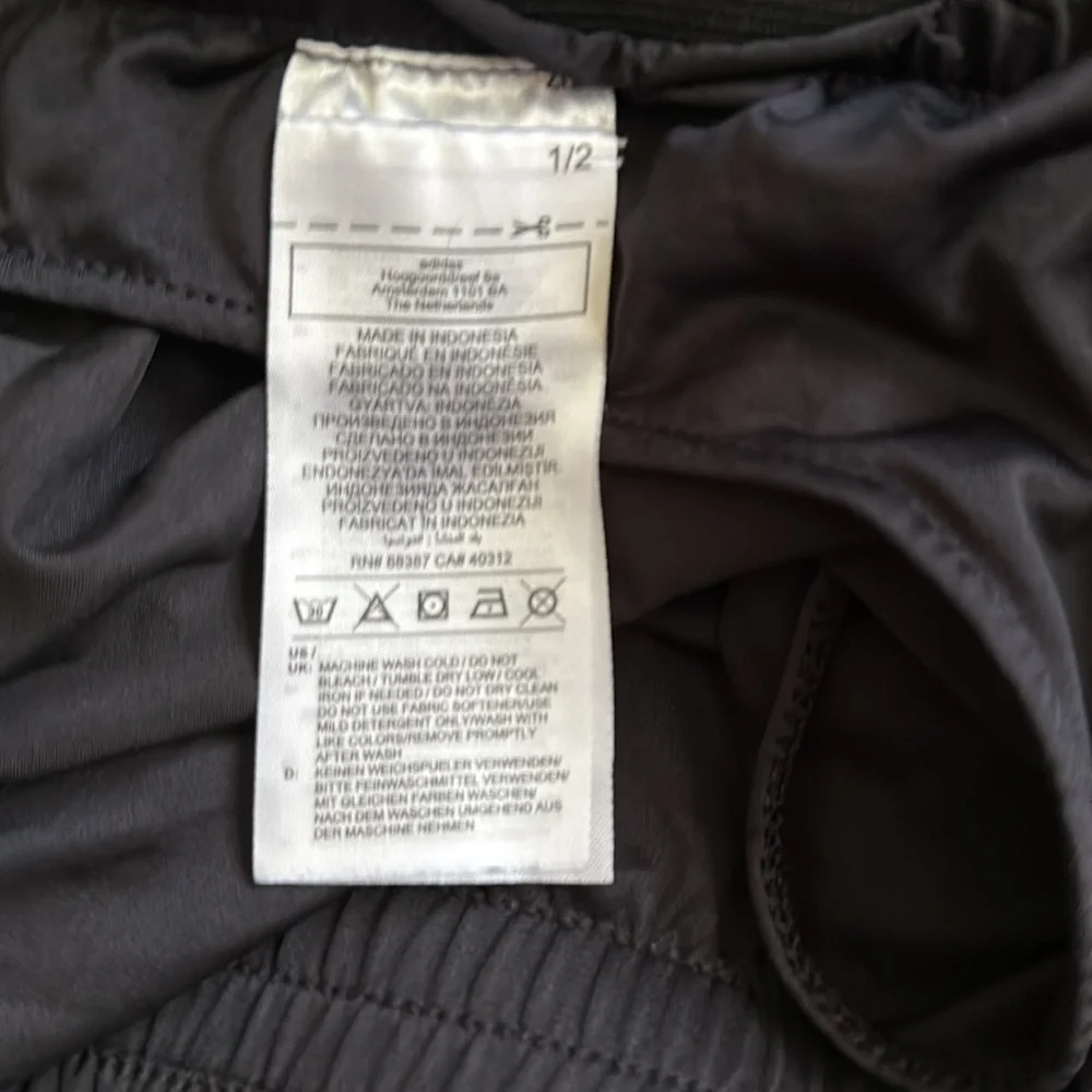 Adidas Women's Black Running Shorts 3” Inseam. NWOT Sz Small Lined - Picture 4 of 7